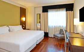 Istay By Nh Zaragoza Sport Hotel